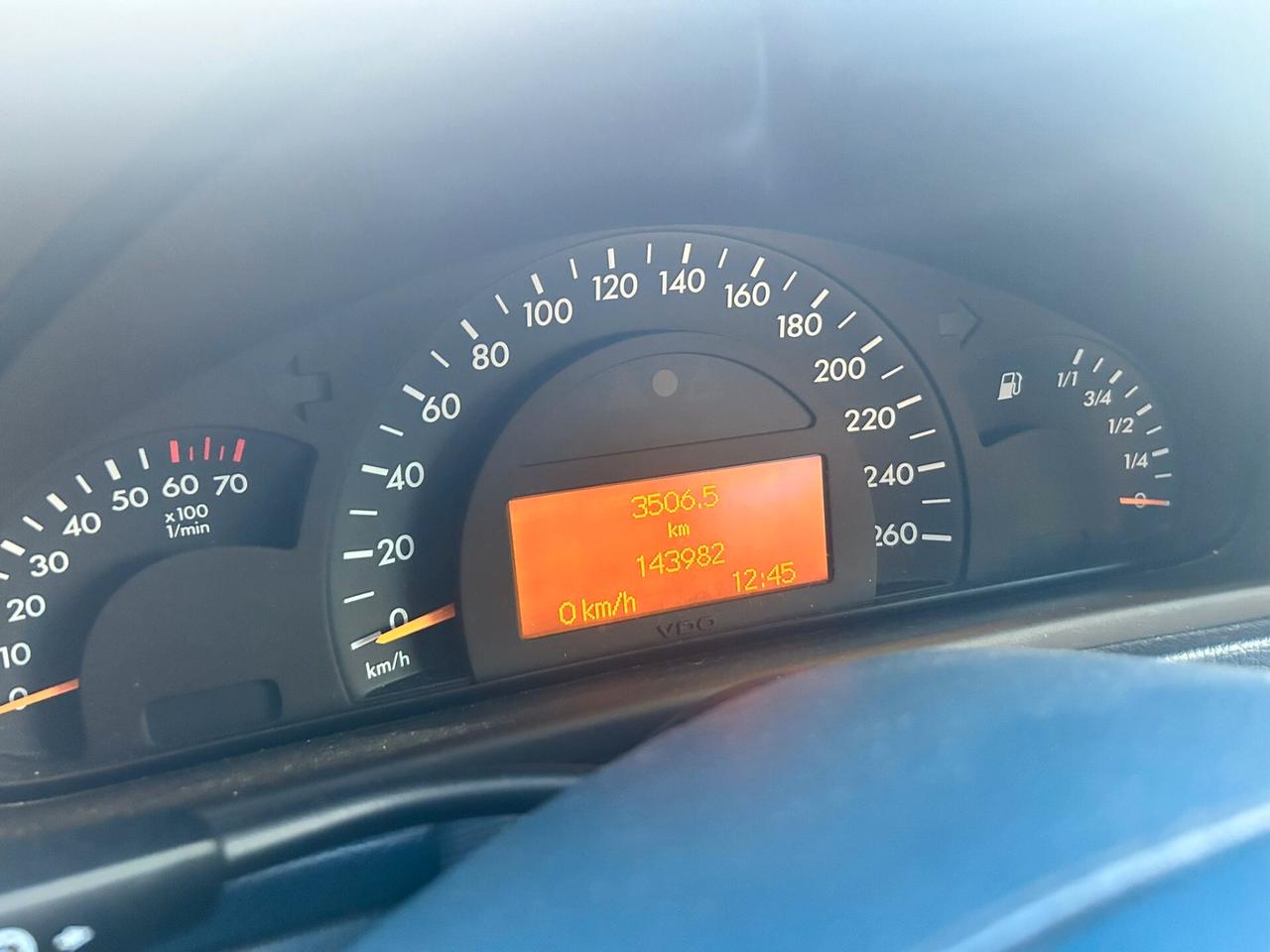 Mercedes-benz C 180 2.0 metano ASI 2001