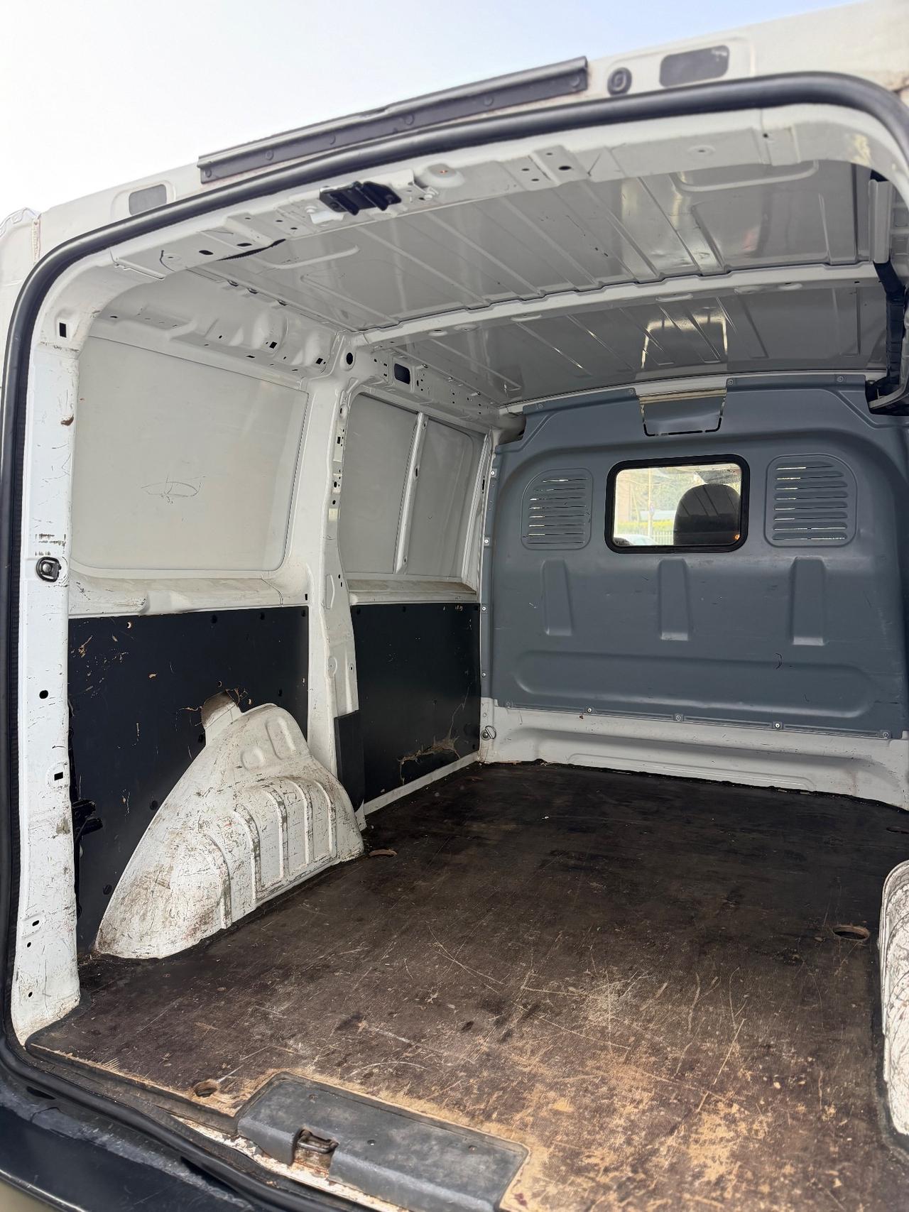 Peugeot Boxer 333 2.2 HDi/150CV FAP PC-TN Furgone