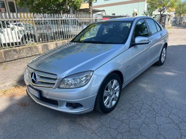 Mercedes-benz C 220 CDI BlueEFFICIENCY Avantgarde