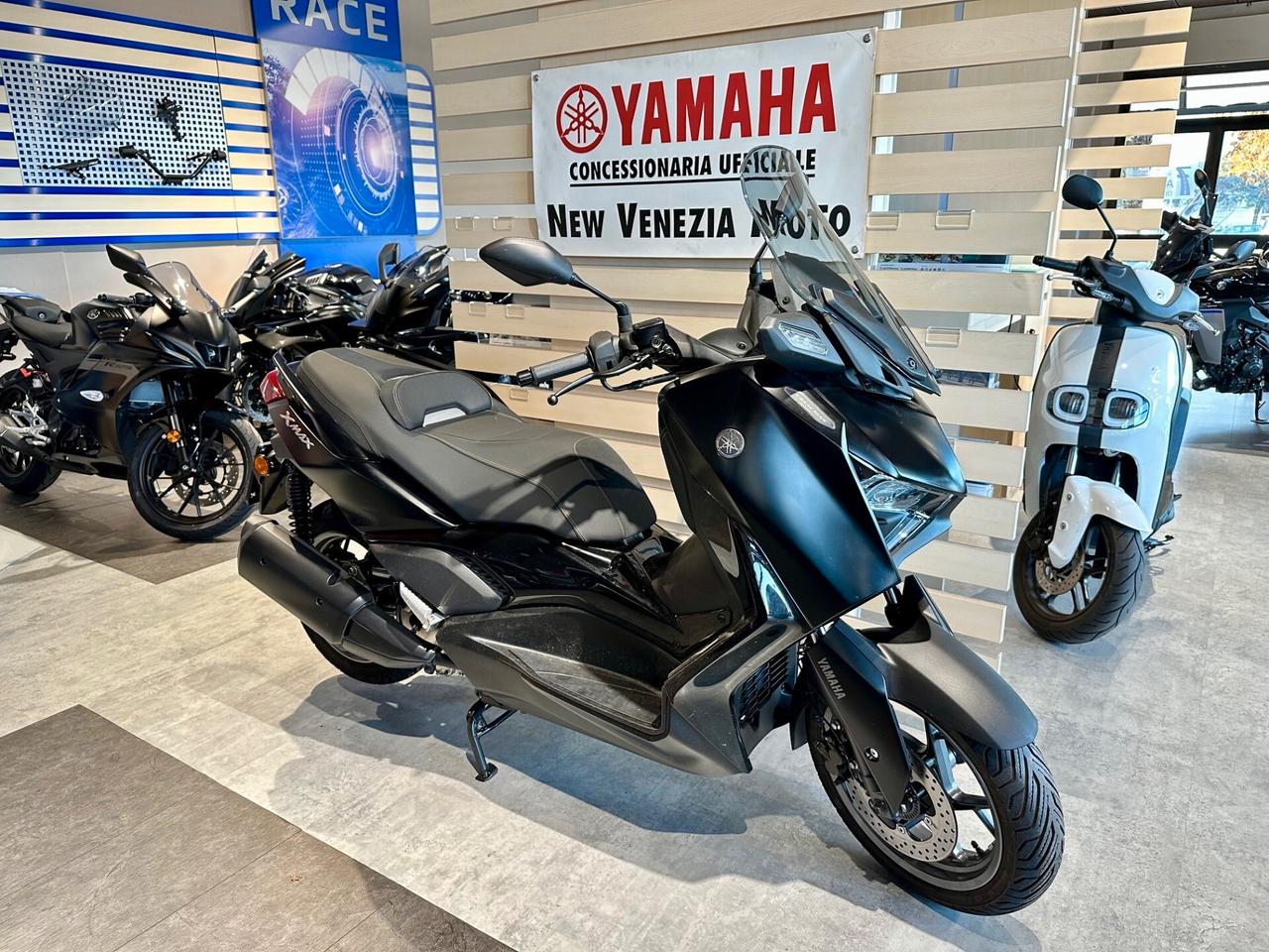 Yamaha X-Max 300 Tech Max -2024