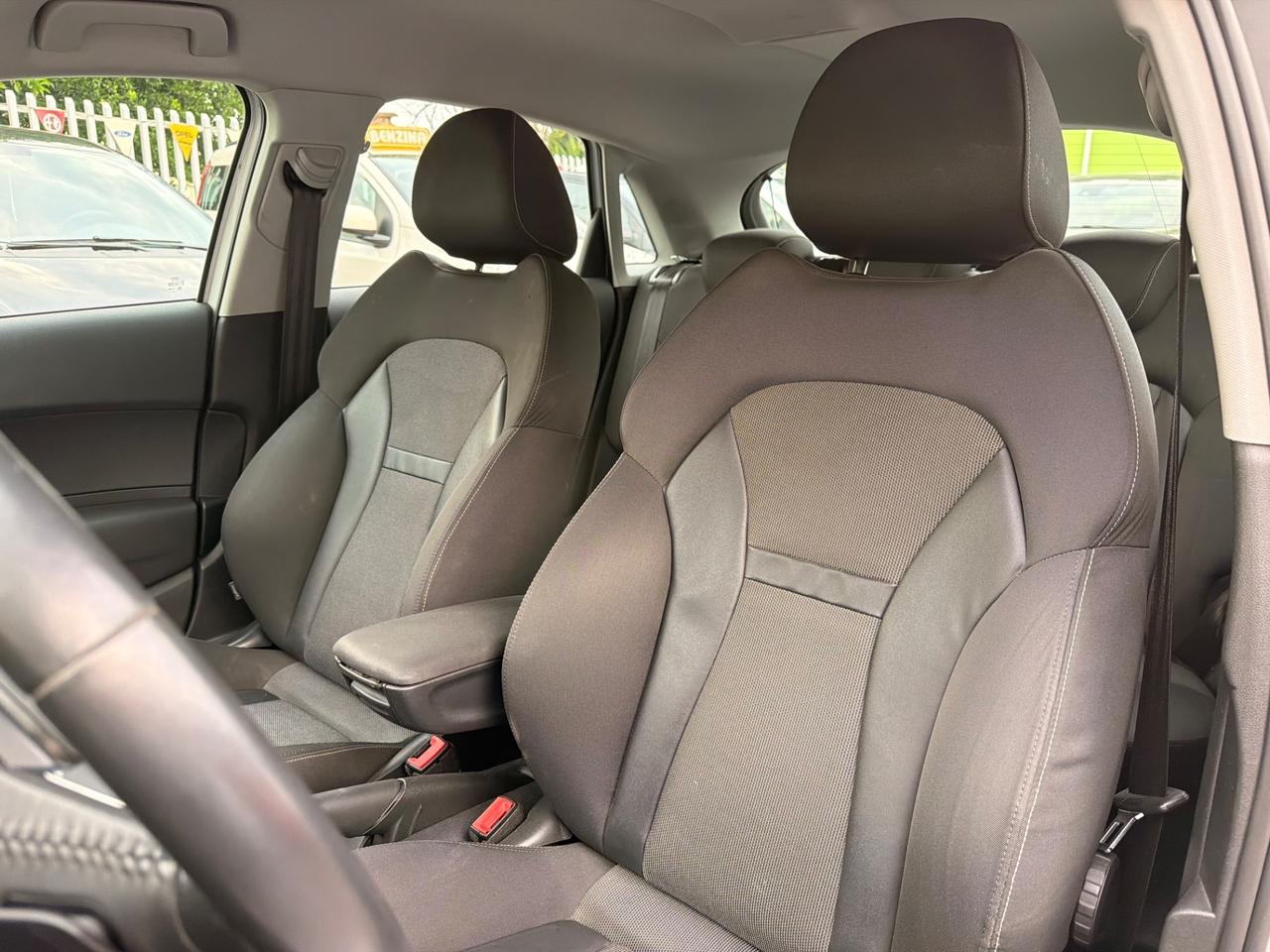 Audi A1 SPB 1.6 TDI S tronic Line EDITION PLUS