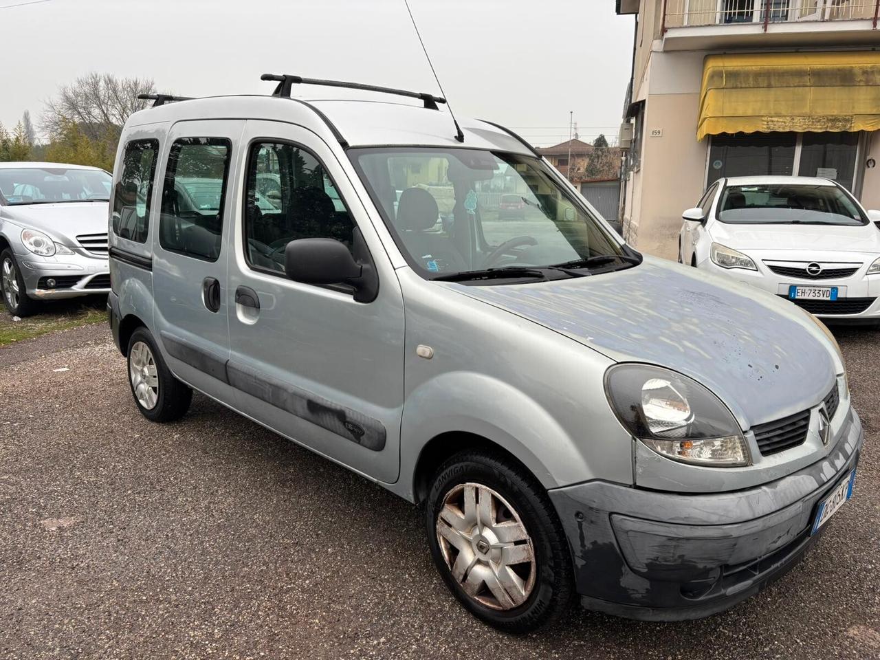 Renault Kangoo 1.6 16V 5p. BenzMet. Confort