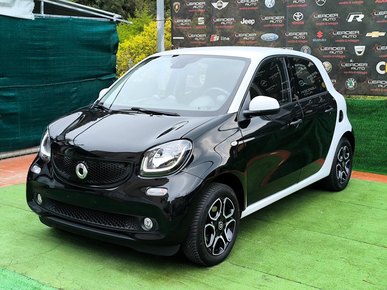 Smart ForFour 1.0 71 cv versione Passion Full Led