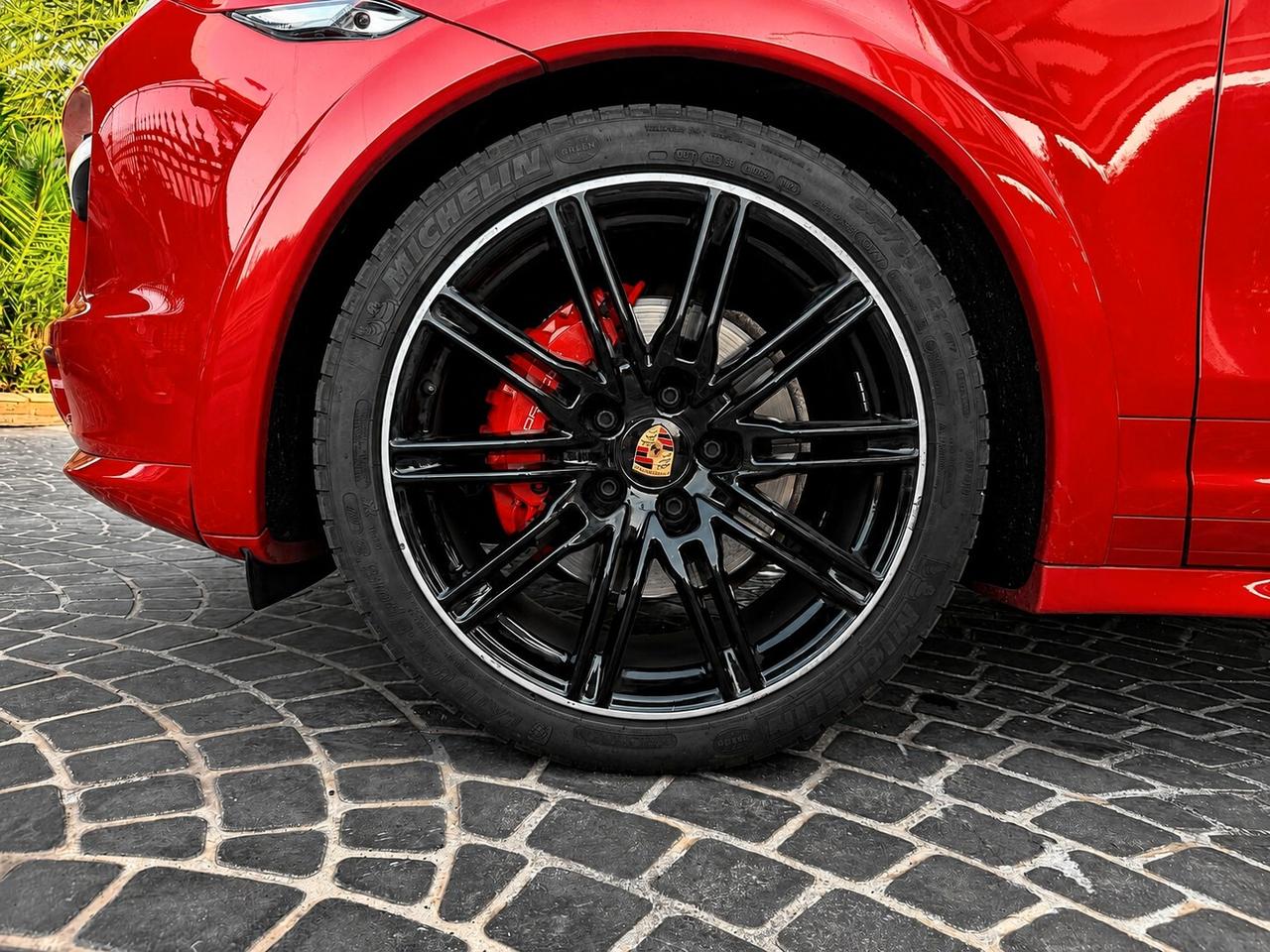 Porsche Cayenne 4.8 GTS