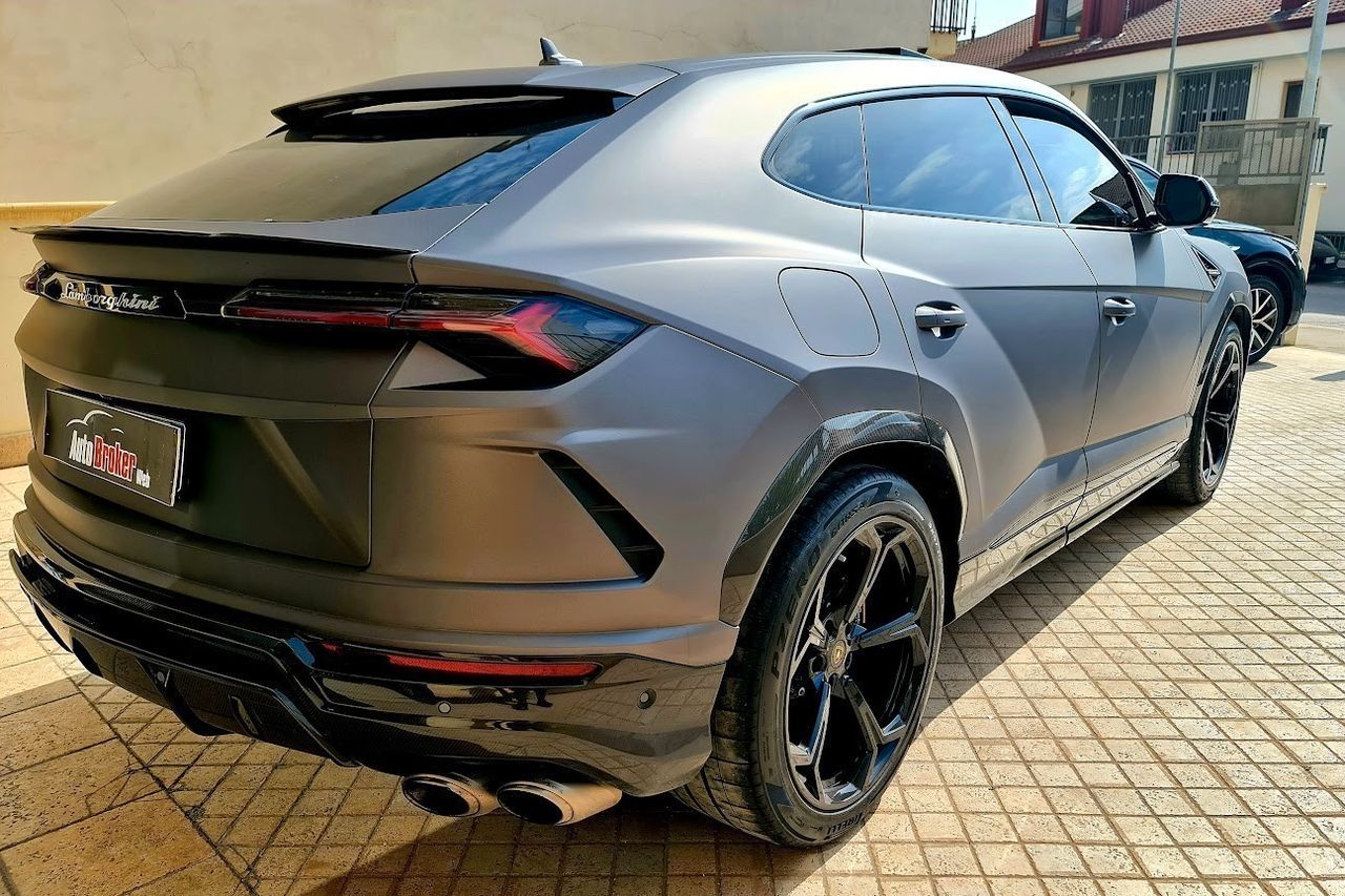 Lamborghini Urus 4.0 IPERFULL UFFICIALE