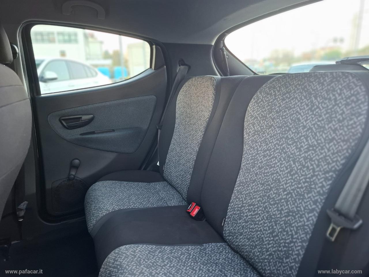 LANCIA Ypsilon 1.0 FireFly 5p.S&S Hybrid Silver