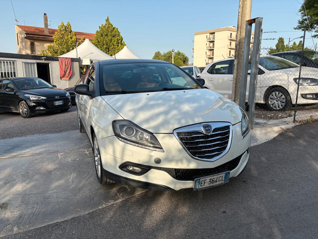 Lancia Delta 1.6 MJT DPF Selectronic Oro (CAMBIO AUTOMATICO)