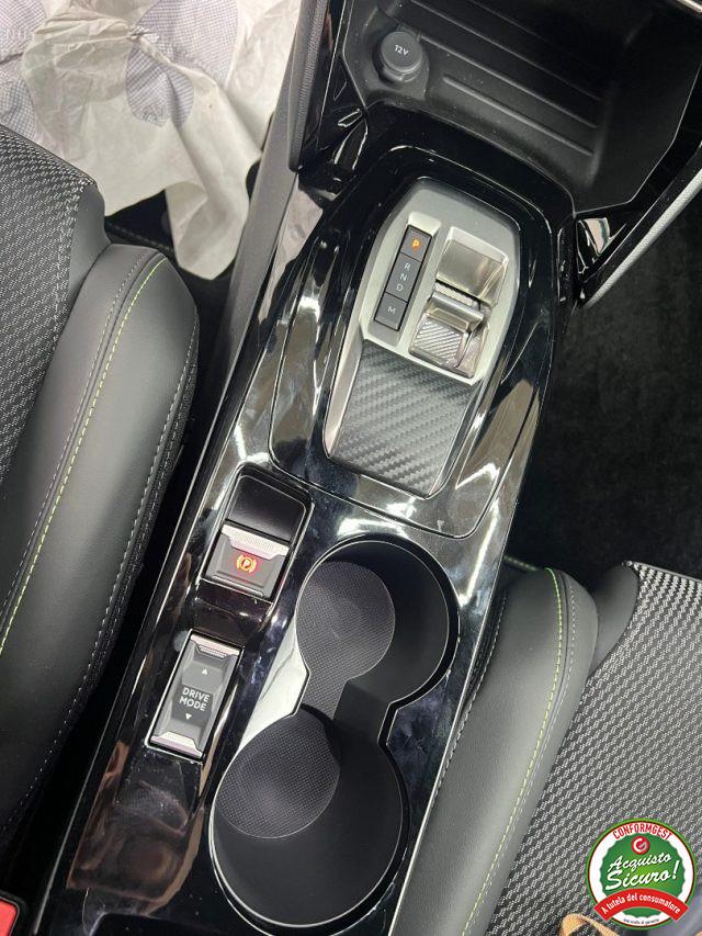 PEUGEOT 2008 Hybrid 136CV e-DCS6 GT