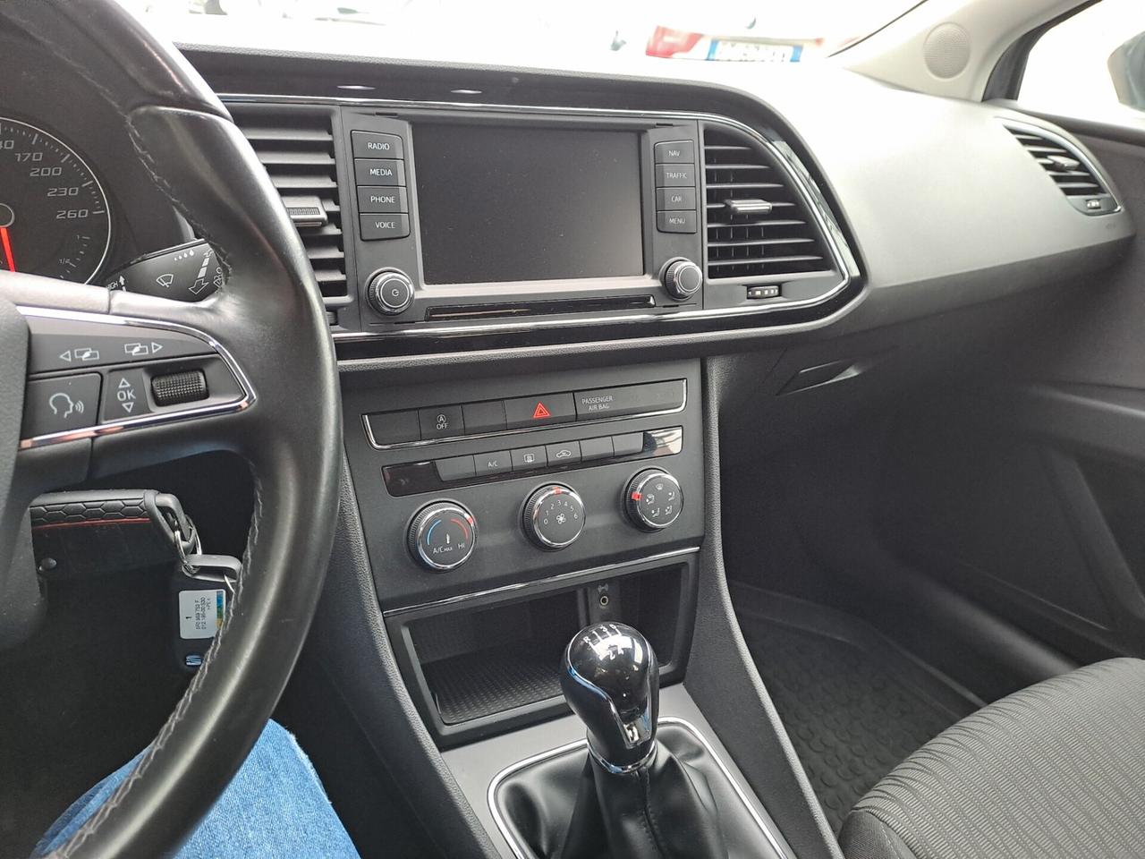 SEAT LEON 1.6 TDI 110CV EURO6 - OK NEOPATENTATI