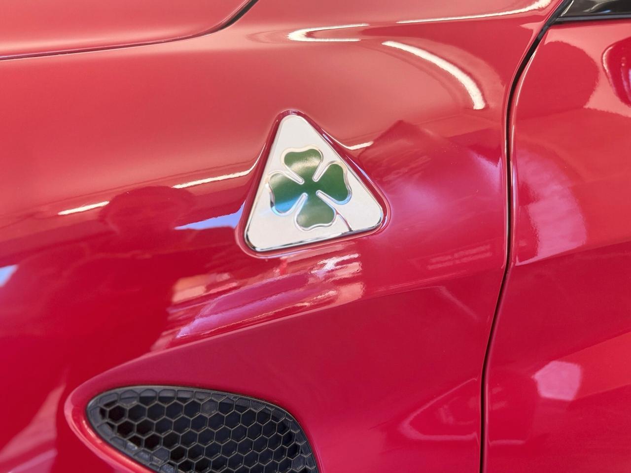 Alfa Romeo Giulia 2.9 V6 Bi-Turbo AT8 Quadrifoglio