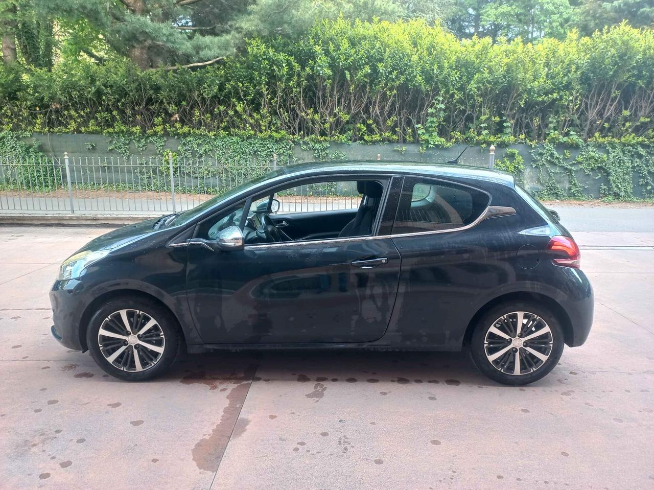 Peugeot 208 PureTech 82 3 porte Active