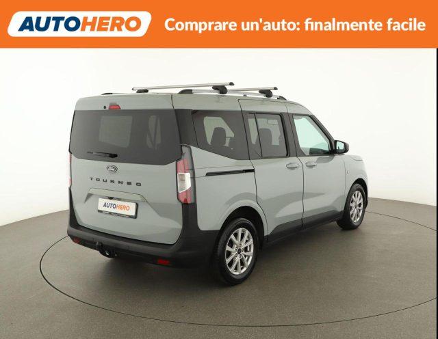 FORD Tourneo Courier 1.0 EcoBoost Titanium