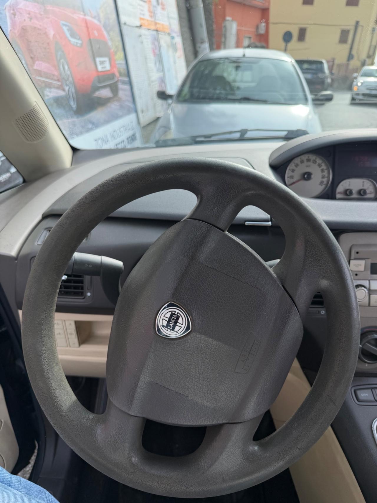 Lancia MUSA 1.9 Multijet Platino Plus