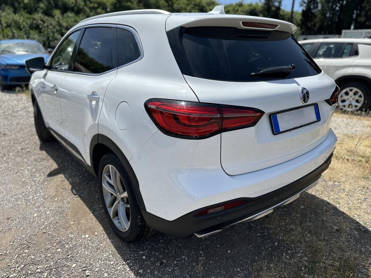 MG HS I - HS 1.5 t Luxury auto