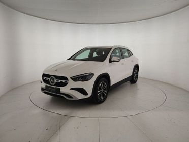 Mercedes-Benz GLA 180 Progressive Advanced auto