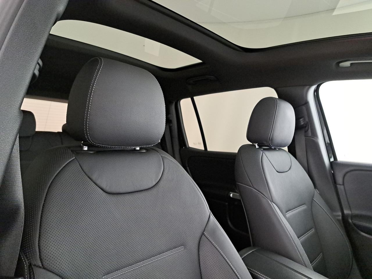 Mercedes-Benz GLB 250 premium 4matic auto