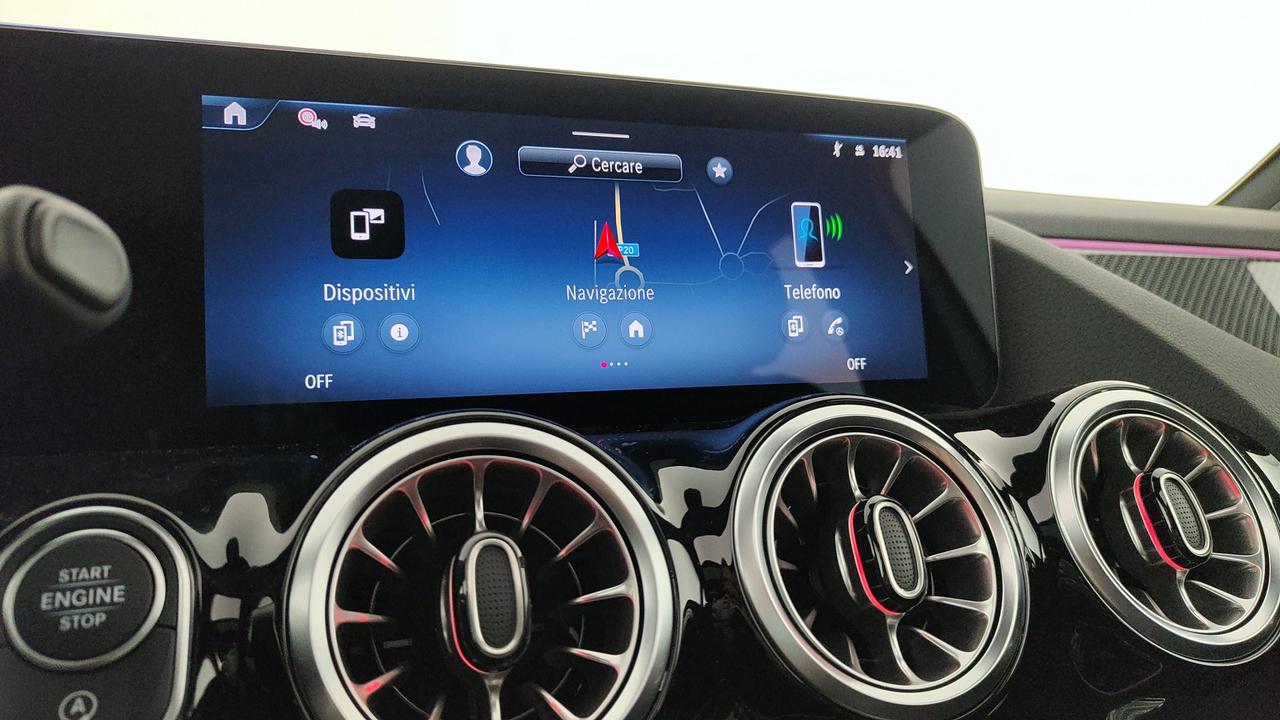 Mercedes-Benz GLA 200 d Automatic 4MATIC