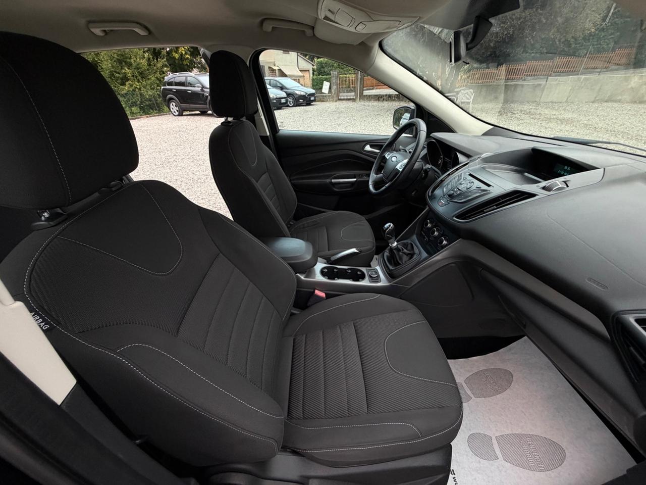 Ford Kuga 2.0 TDCI 140 CV 4WD Titanium