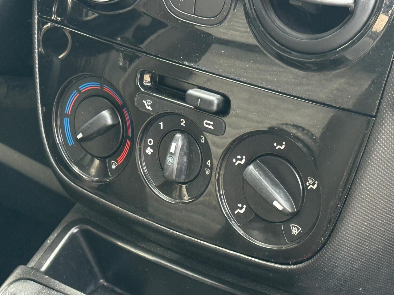 Fiat Qubo 1.3 MJT 80 CV Trekking