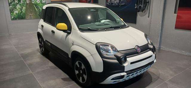 FIAT Panda 1.0 FireFly S&S Hybrid Pandina