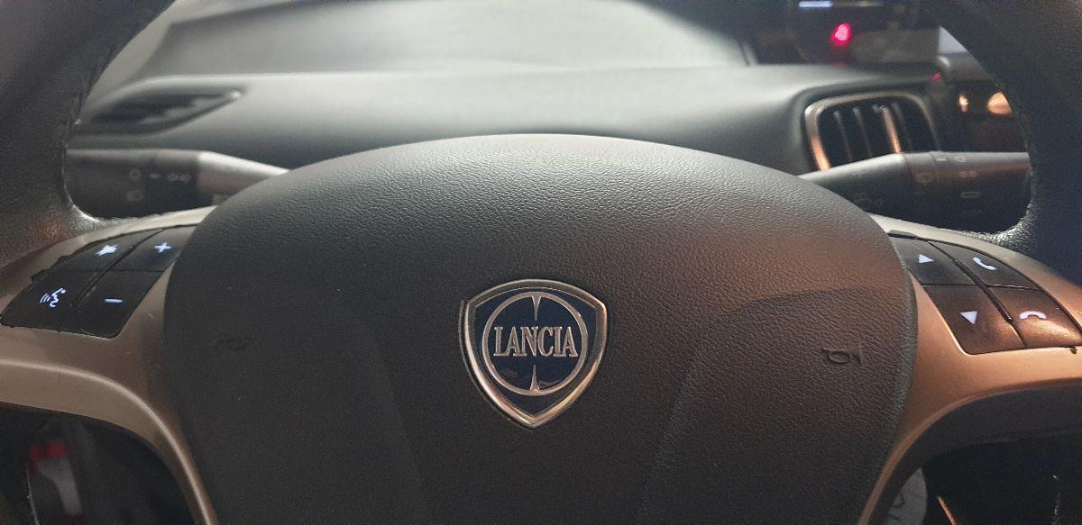 LANCIA - Ypsilon - 1.2 69 CV 5p. Gold