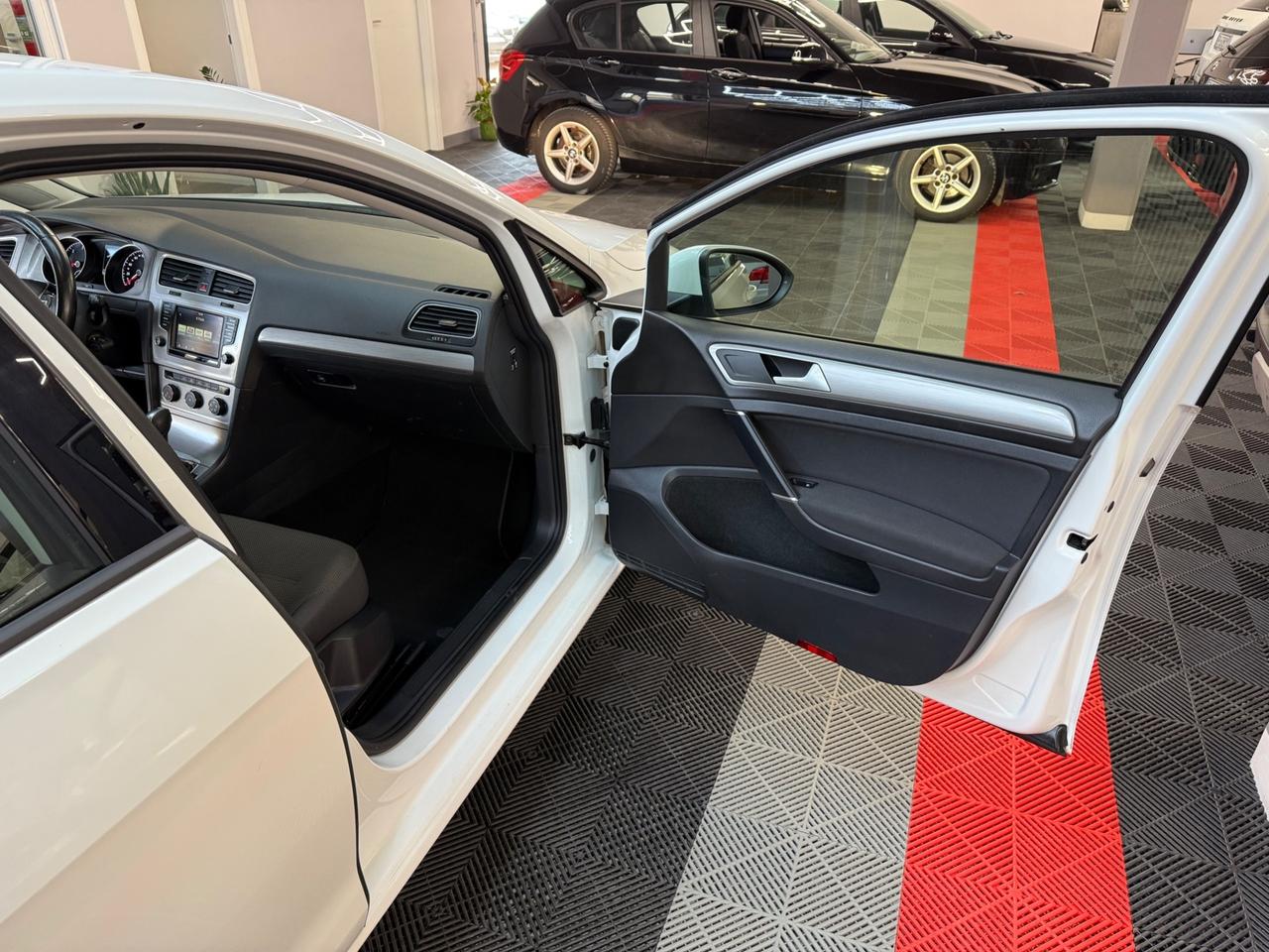 Volkswagen Golf 1.6 TDI DSG - FABIANOAUTO