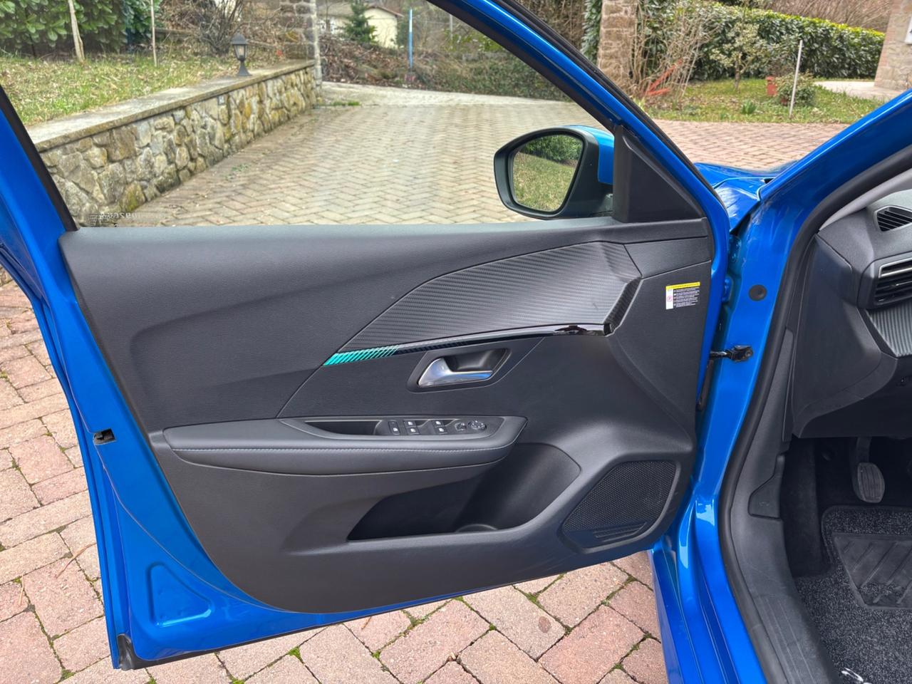 Peugeot 208 PureTech 100 Stop&Start 5 porte Allure