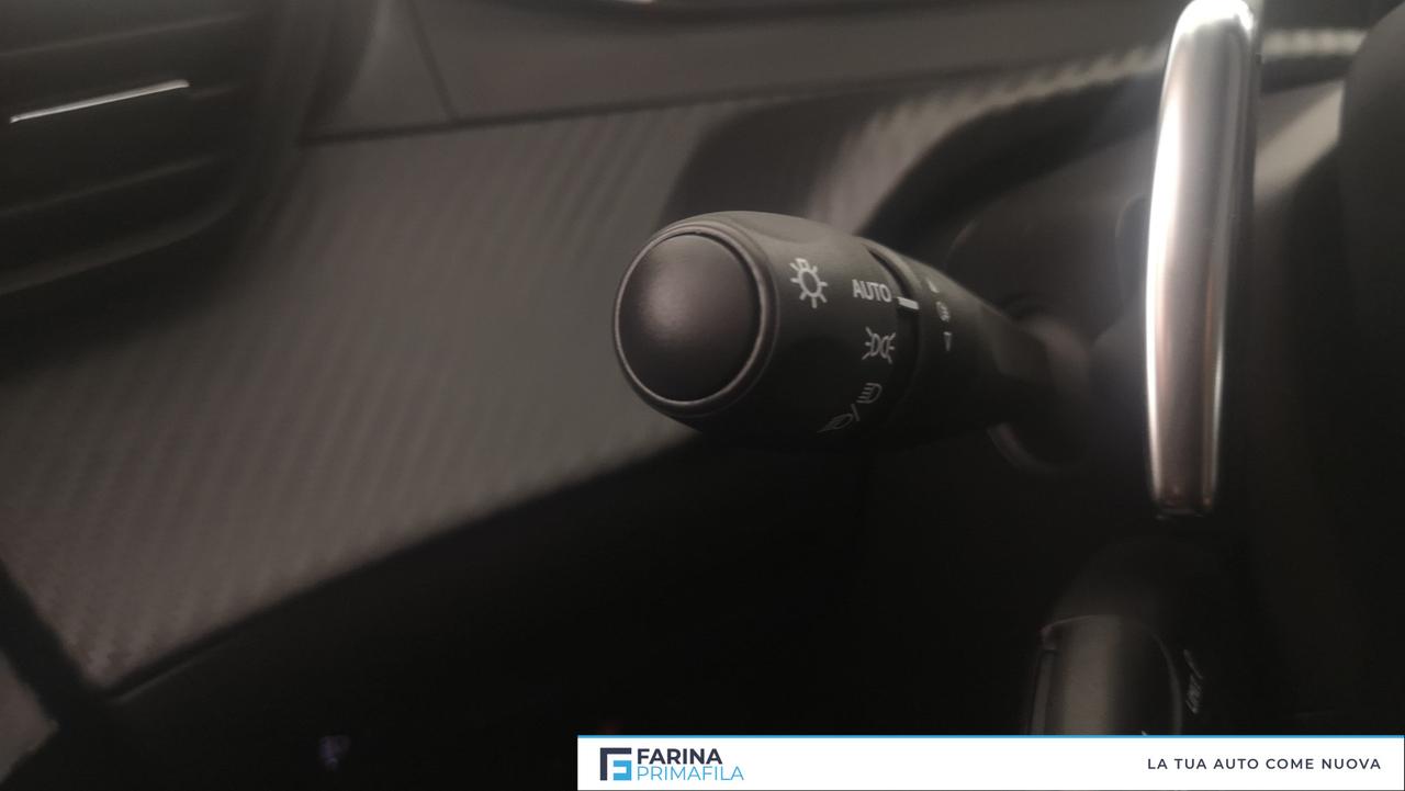 PEUGEOT 208 5P - STYLE Hybrid 100 E-DCS6