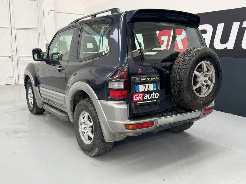 Mitsubishi Pajero Pajero 3.2 16V DI-D 3p. GLX Autocarro