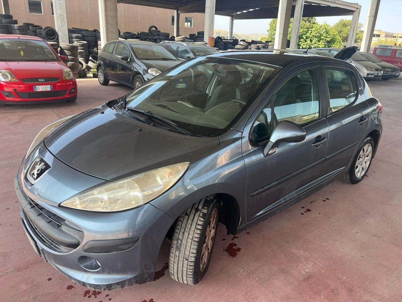 Peugeot 207 1.4 HDi 70CV 5p. Neopatentati