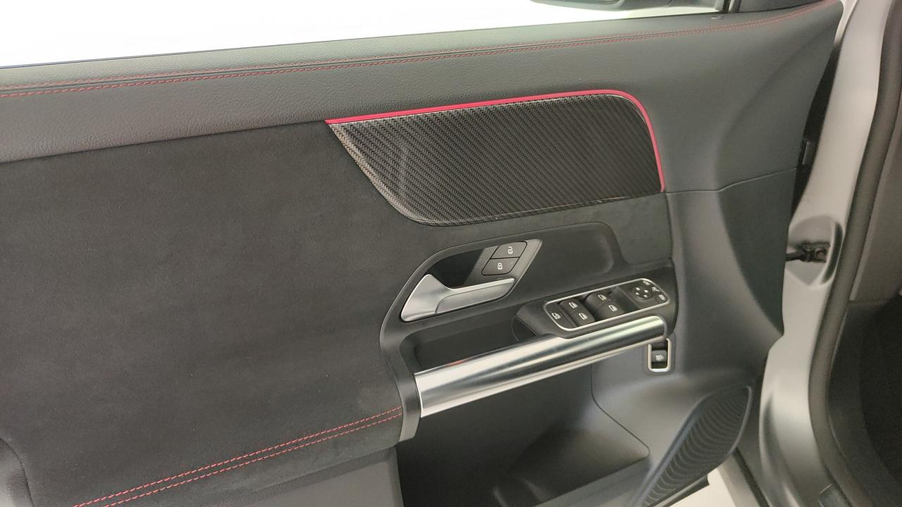 Mercedes-Benz GLA AMG 35 4matic auto