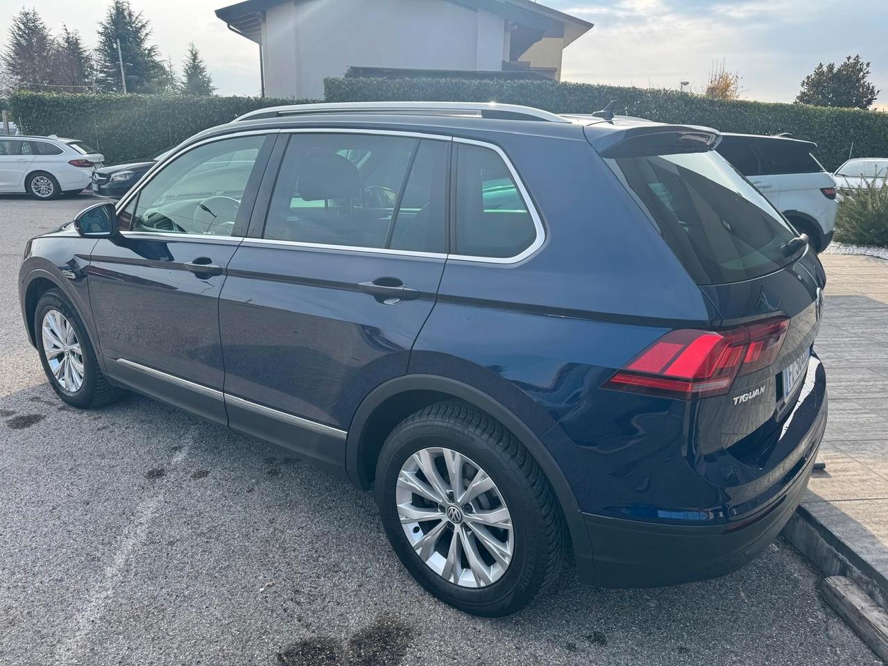 Volkswagen Tiguan 2.0 TDI SCR DSG Advanced BlueMotion Led cockpit