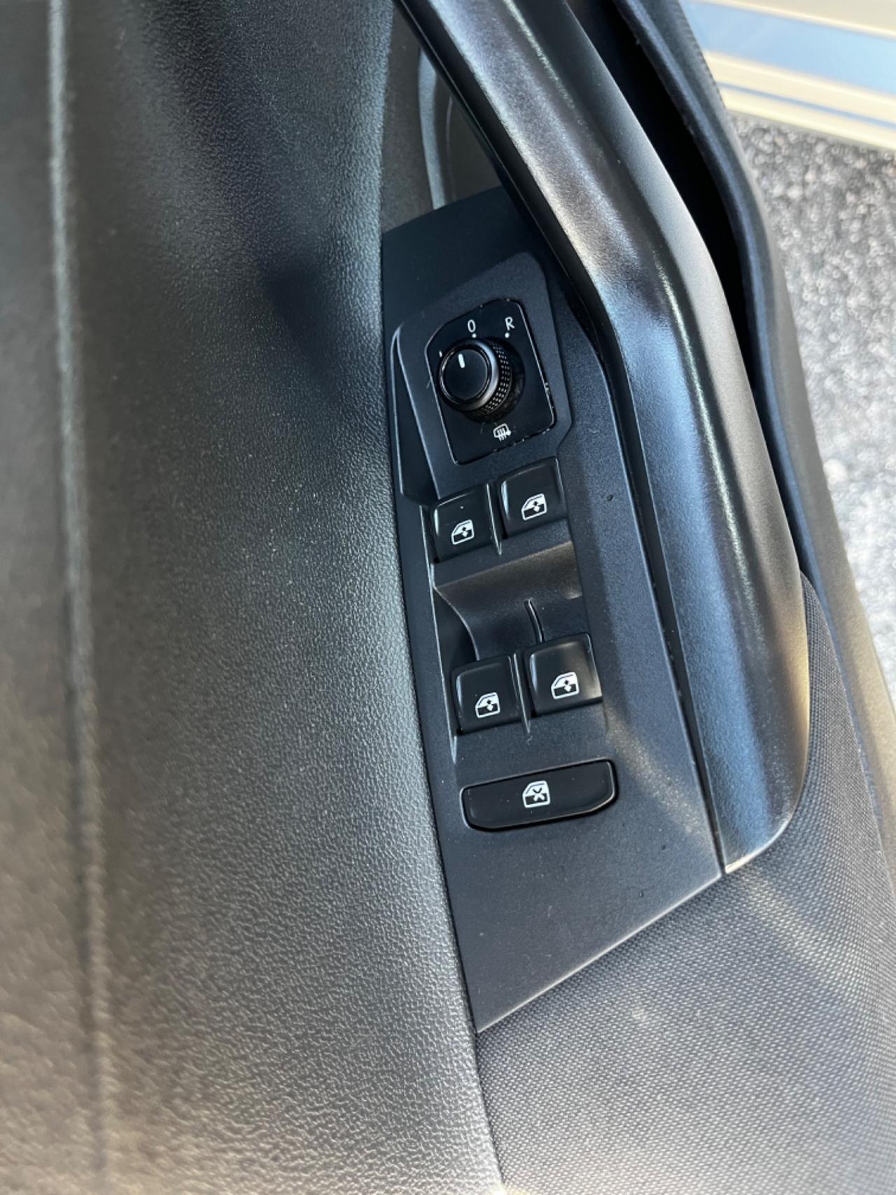 *VOLKSWAGEN POLO 1.0 48KW 65CV - 08/2019 - GPL
