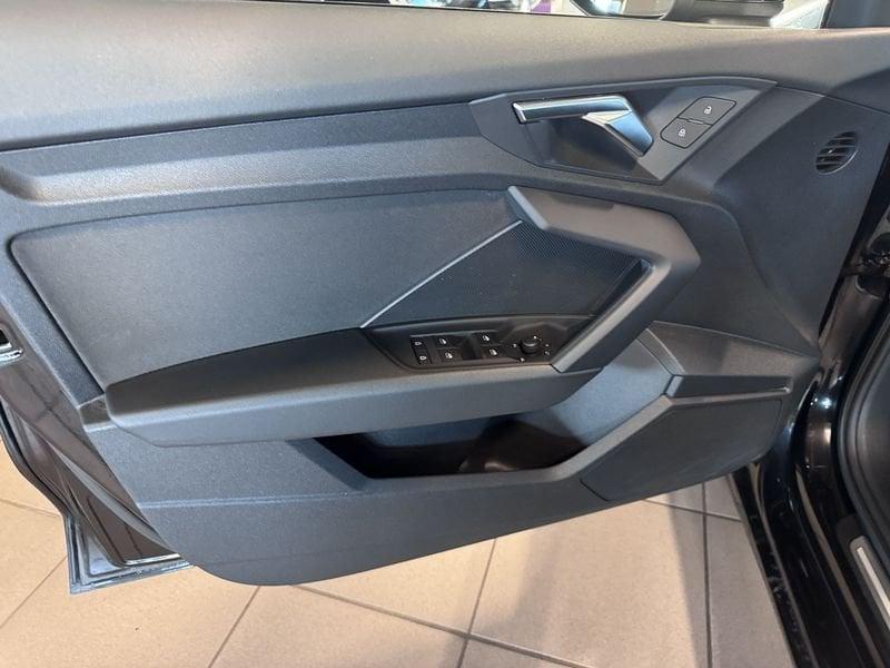 Audi A3 30 TDI Business Advanced