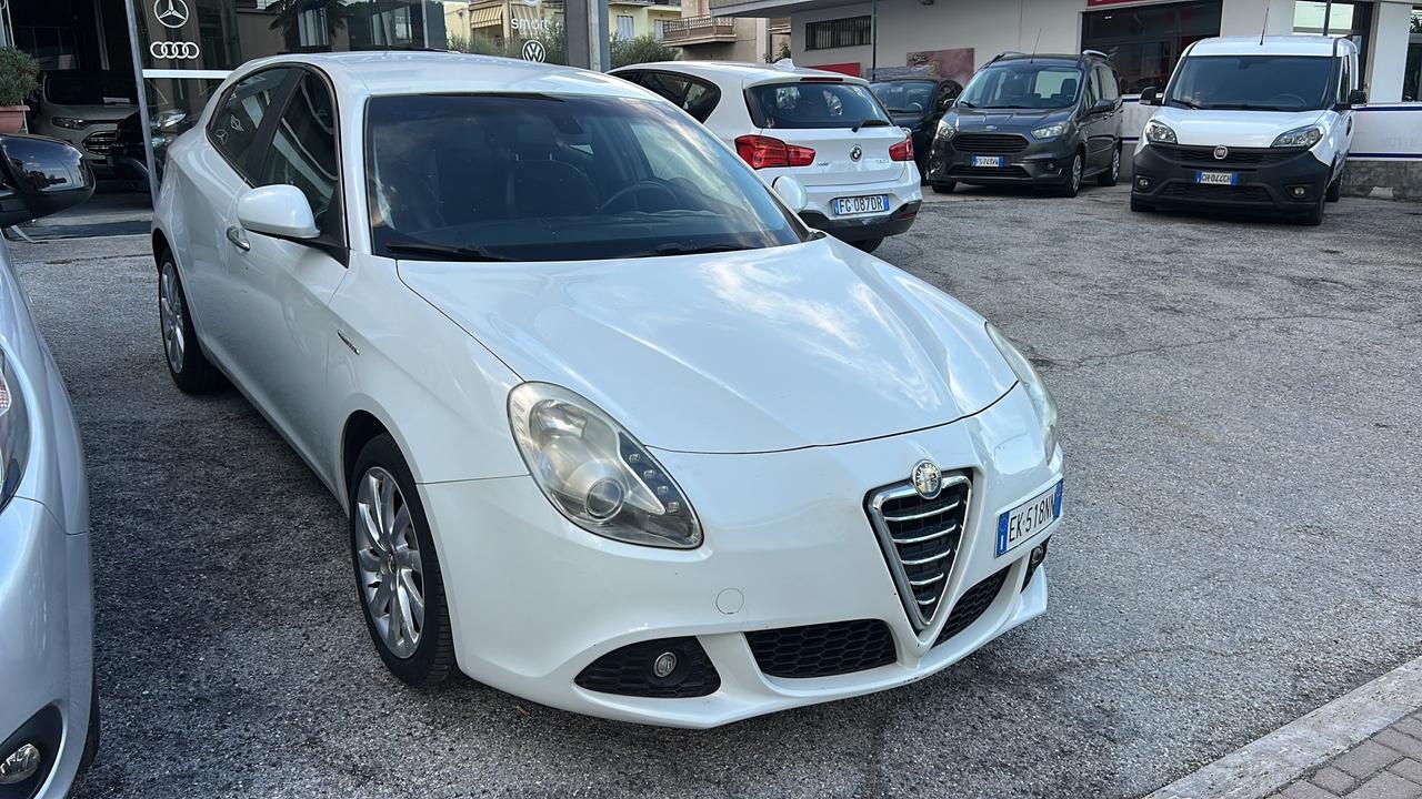 Alfa Romeo GIULIETTA 1.6 DIESEL Neopatentati