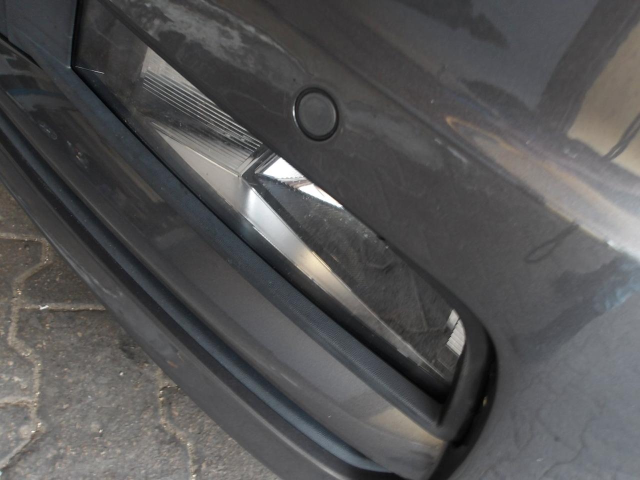 Volkswagen Touran 1.6 tdi Comfortline dsg