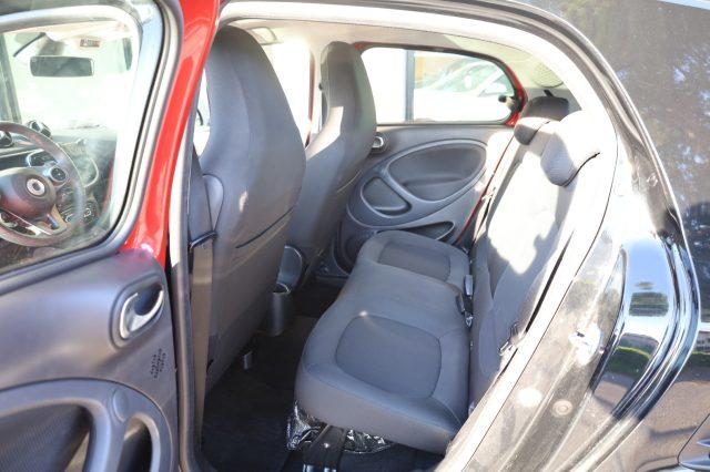 SMART ForFour 70 1.0 twinamic AUTOMATICA Passion PanoramaTEL USB