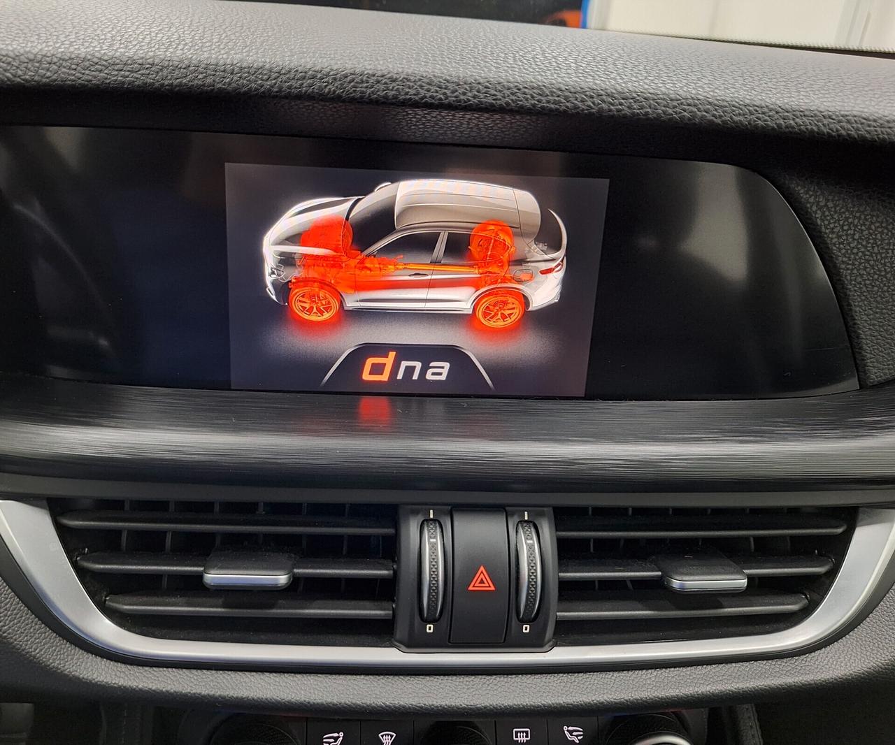 Alfa Romeo Stelvio 2.2 Turbodiesel 210cv Q4 AT8
