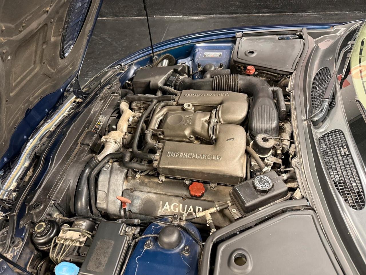 Jaguar XKR 4.0 Coupé asi