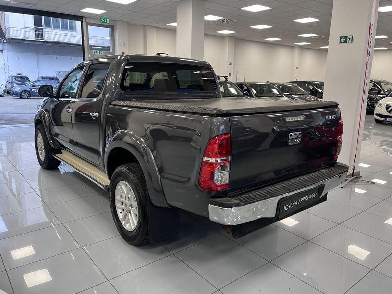 Toyota Hilux Hilux 3.0 D-4D aut.4WD 4p. DC Stylex