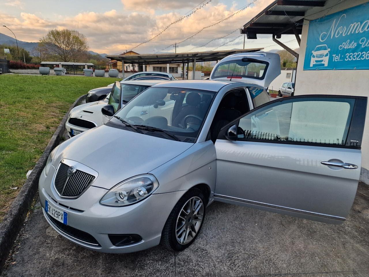 LANCIA YPSILON 1.4 Unyca Ecochic GPL