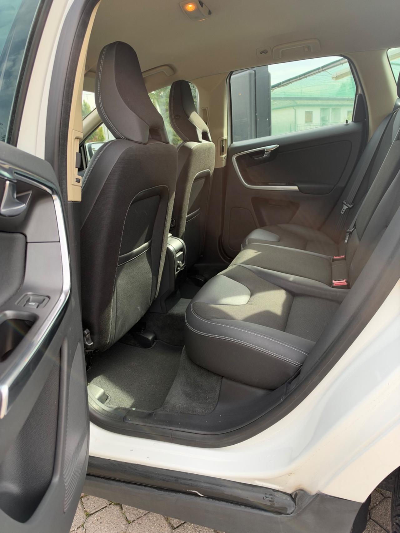 Volvo XC 60 XC60 D4 Summum