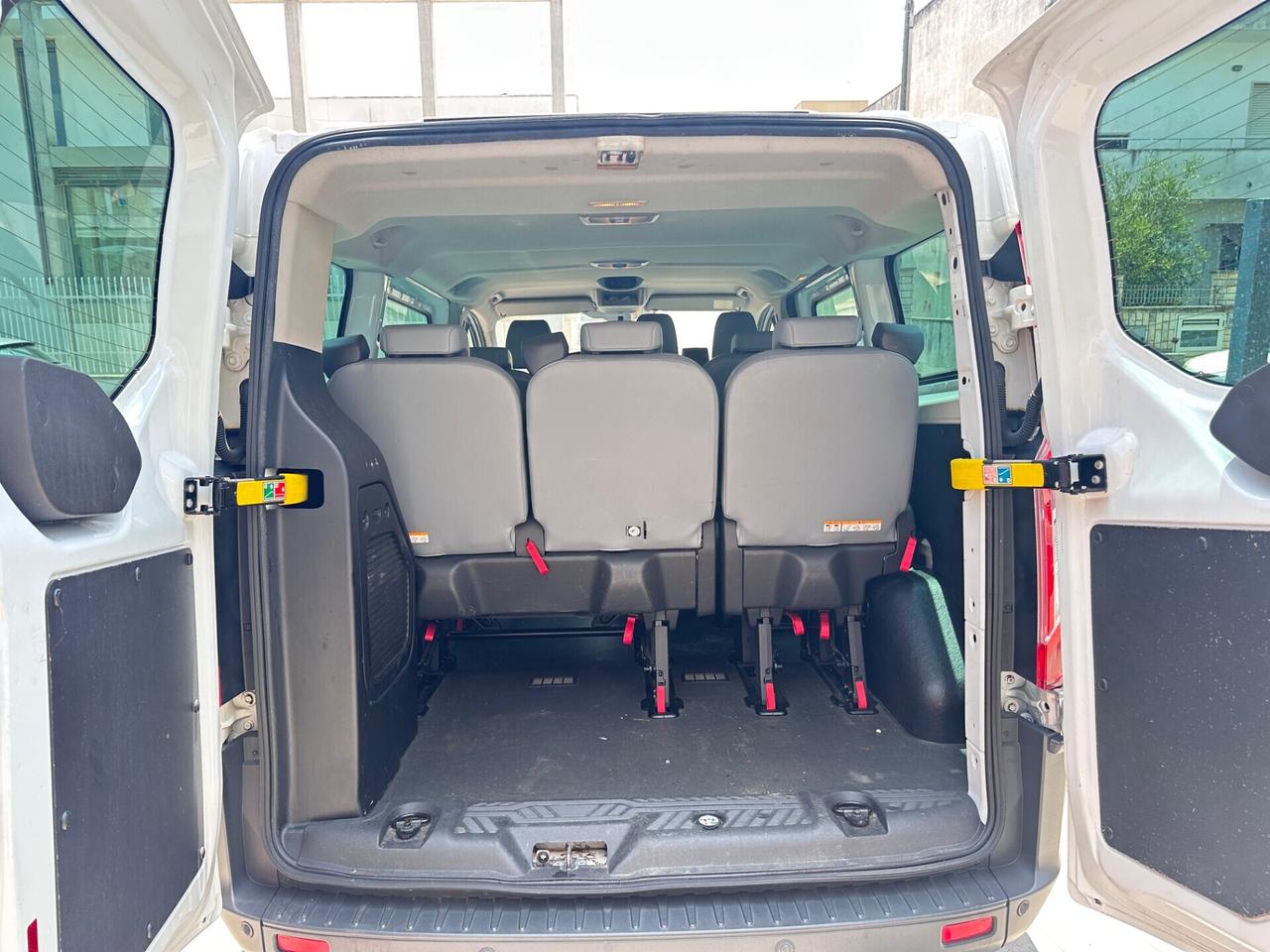 Ford Tourneo Custom 9 posti -2014 PELLE/CLIMA