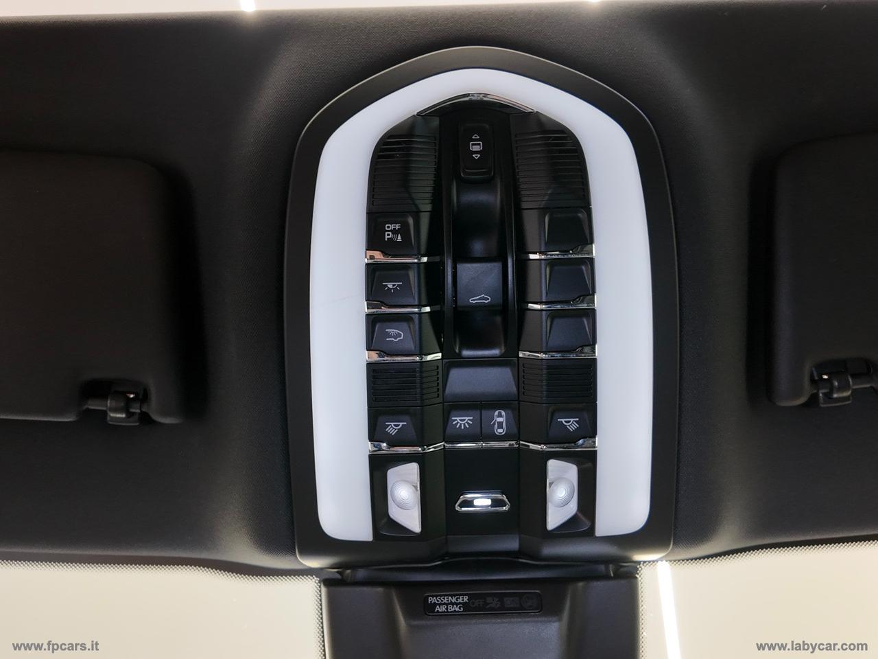 PORSCHE Macan 2.0 TETTO APRIBILE