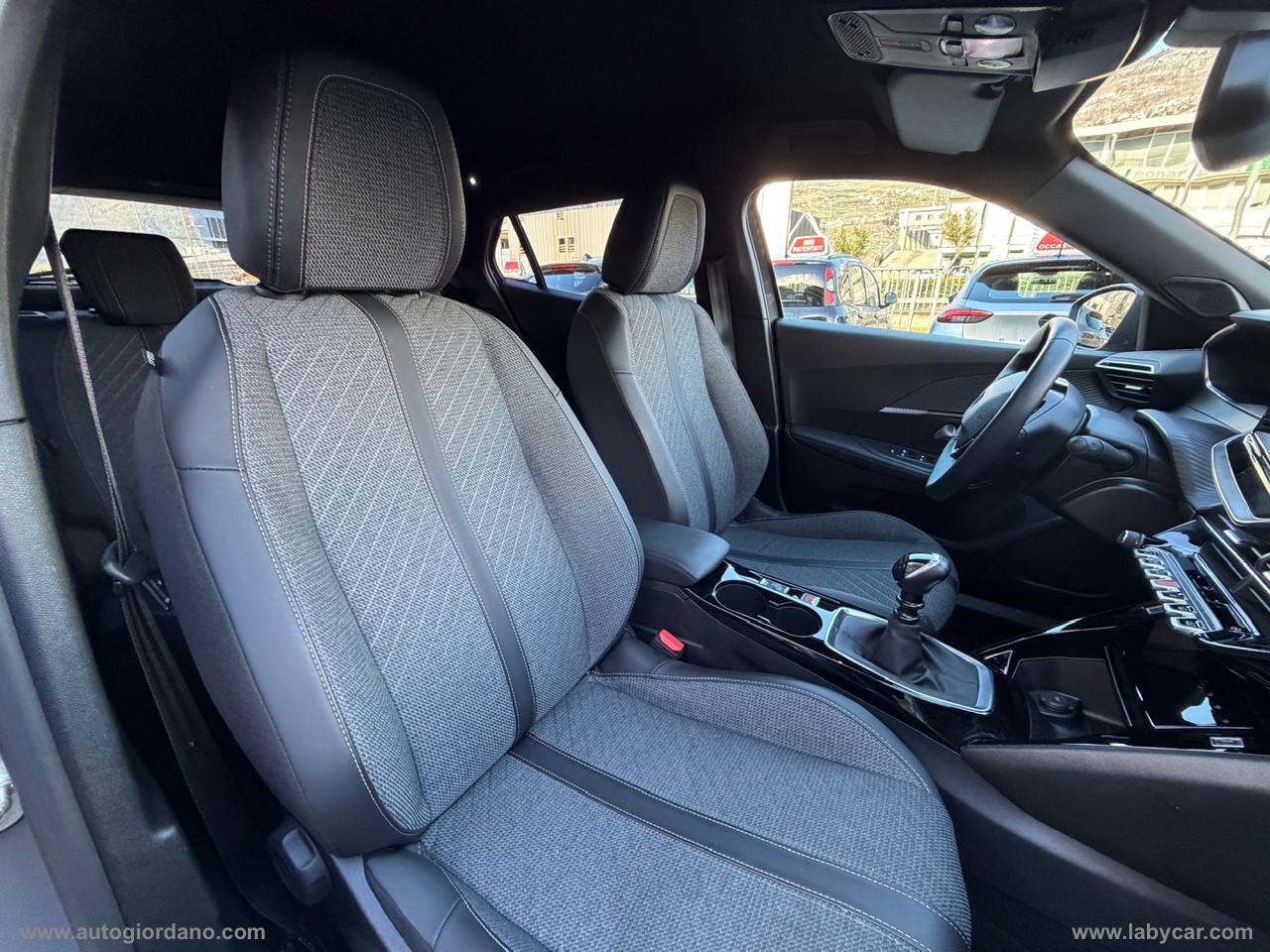 PEUGEOT 2008 PureTech 100 S&S Allure