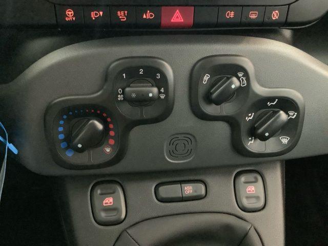 FIAT Panda 1.0 FireFly S&S Hybrid Red
