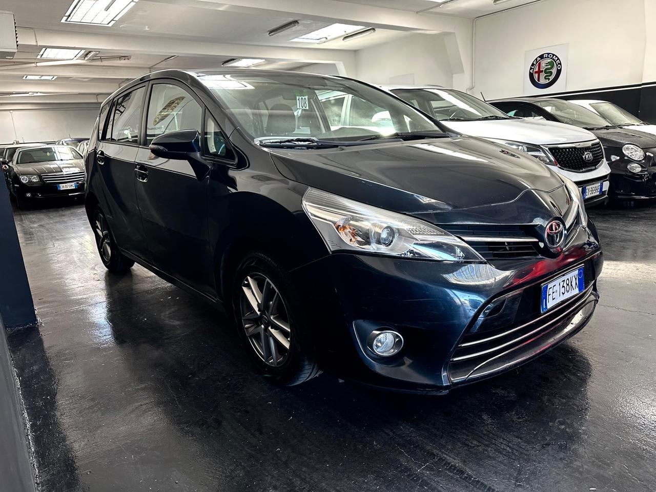 Toyota Verso 1.6 D-4D euro6B FULL OPTIONAL – 68.000 KM – TETTO PANORAMICO – PARI AL NUOVO 1proprietario