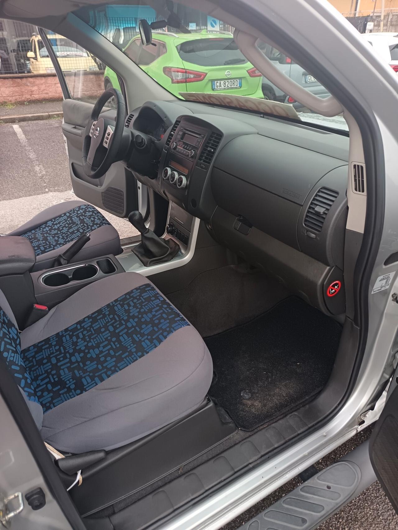 Nissan Navara 2.5 dCi 4 porte Double Cab WoRK