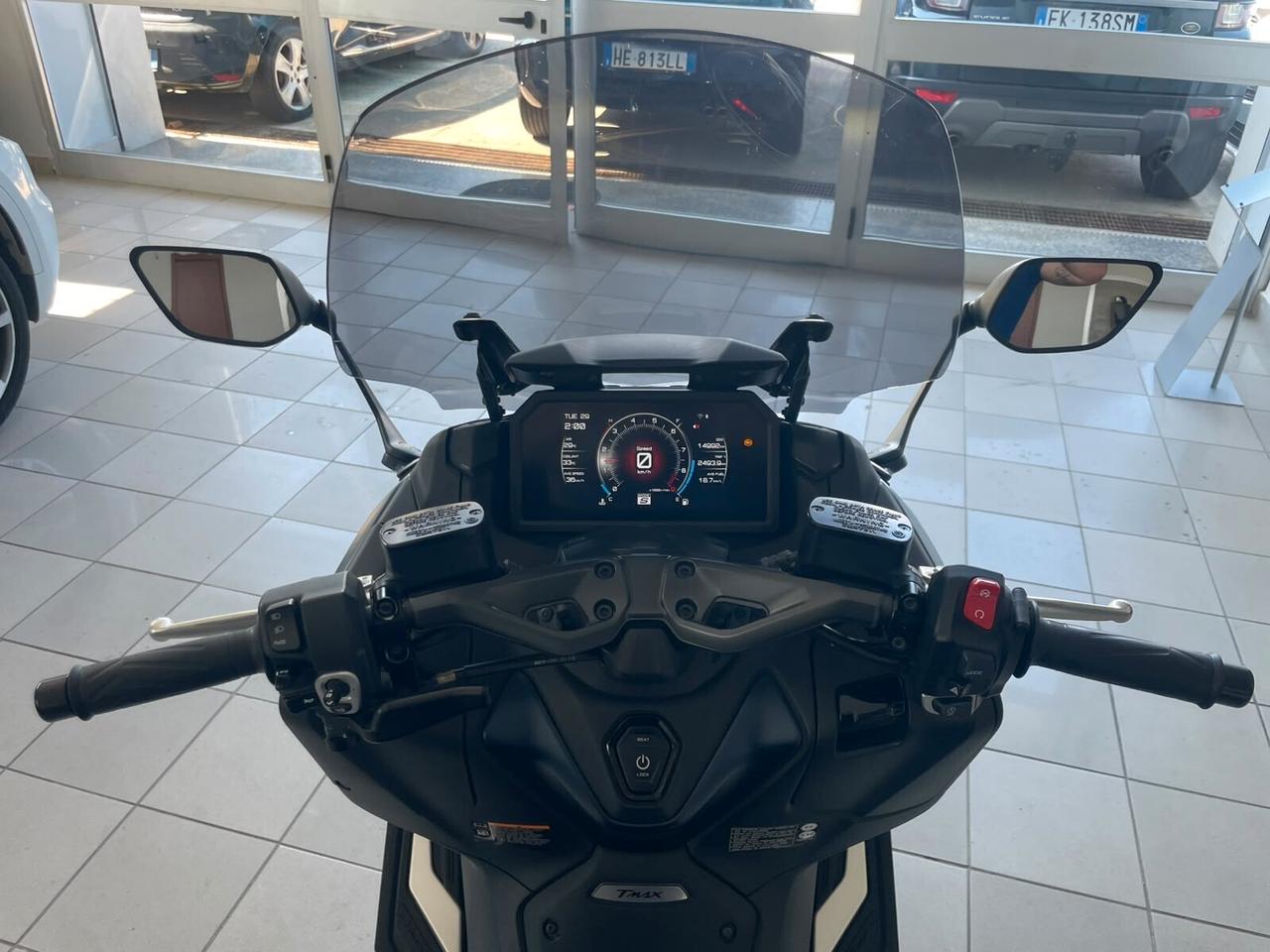 Yamaha T Max 560
