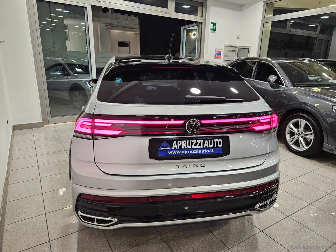 VOLKSWAGEN Taigo 1.0 TSI 110 CV DSG R-Line